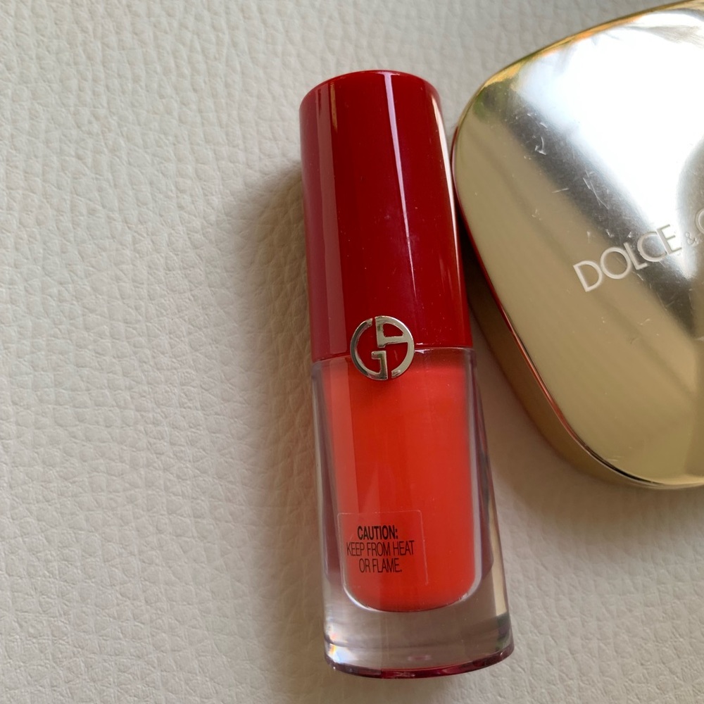 Giorgio Armani lip magnet #300